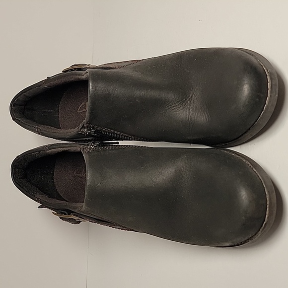 Clarks Bendables Shooties Ankle Boot Booties Shoes Block Heels Black Leather 9.5 - Picture 2 of 16